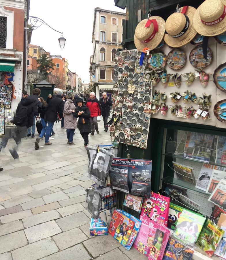 The Wolf House Veneza Exterior foto